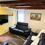 Villa Landhaus-villa, Sauna, Private Garten *