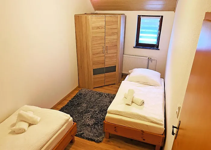 Landhaus-villa, Sauna, Private Garten 施莱登